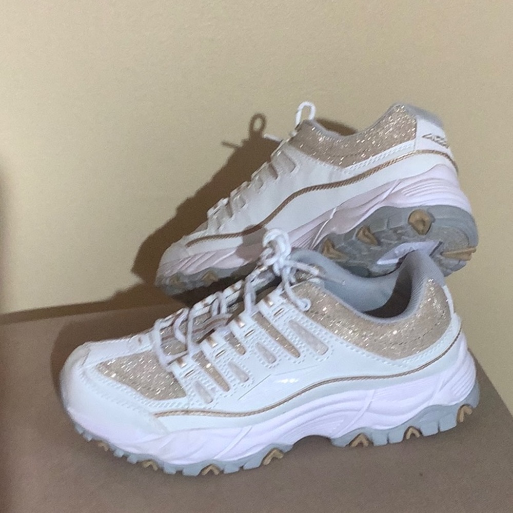 AVIA Memory Foam Sneaker